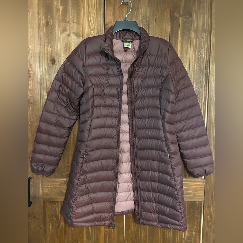 Patagonia Women's Puffer Jacket - Burgundy